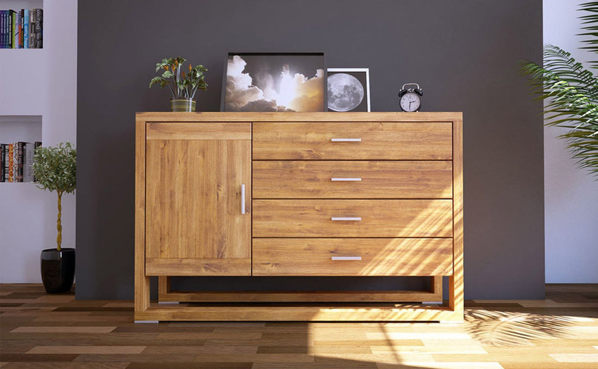 Sideboard aus Massivholz