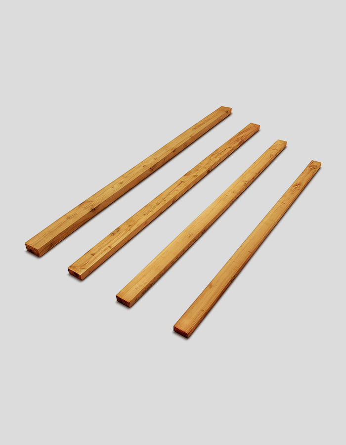 Planches, sciées brutes, en bois de robinier