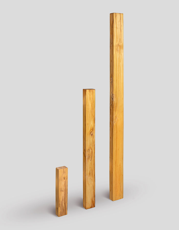 Échasses rectangulaires, sciées brutes, en bois de robinier