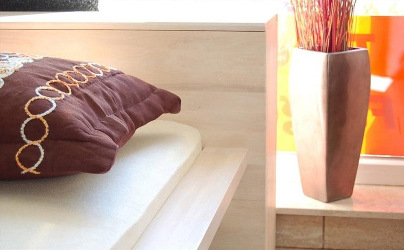 CREATO Massivholzbett mit Bettkasten – Handgefertigtes Design für Ihr Schlafzimmer